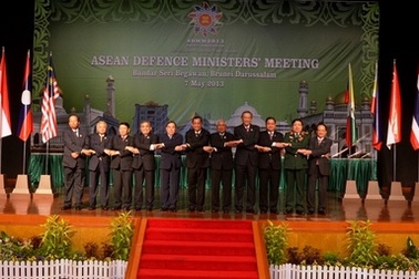 Hội nghị Bộ trưởng Quốc phòng ASEAN ra Tuyên bố chung