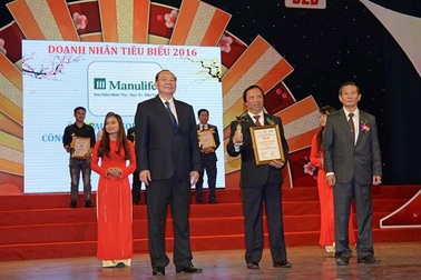 Manulife nhận giải thưởng doanh nhân doanh nghiệp tiêu biểu 2016