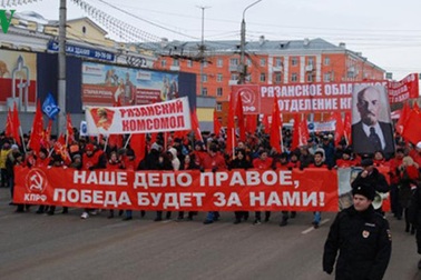 Hoạt động kỷ niệm 99 năm Cách mạng Tháng Mười Nga