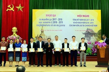 Hơn 16.000 lưu học sinh Lào đang học tập tại Việt Nam
