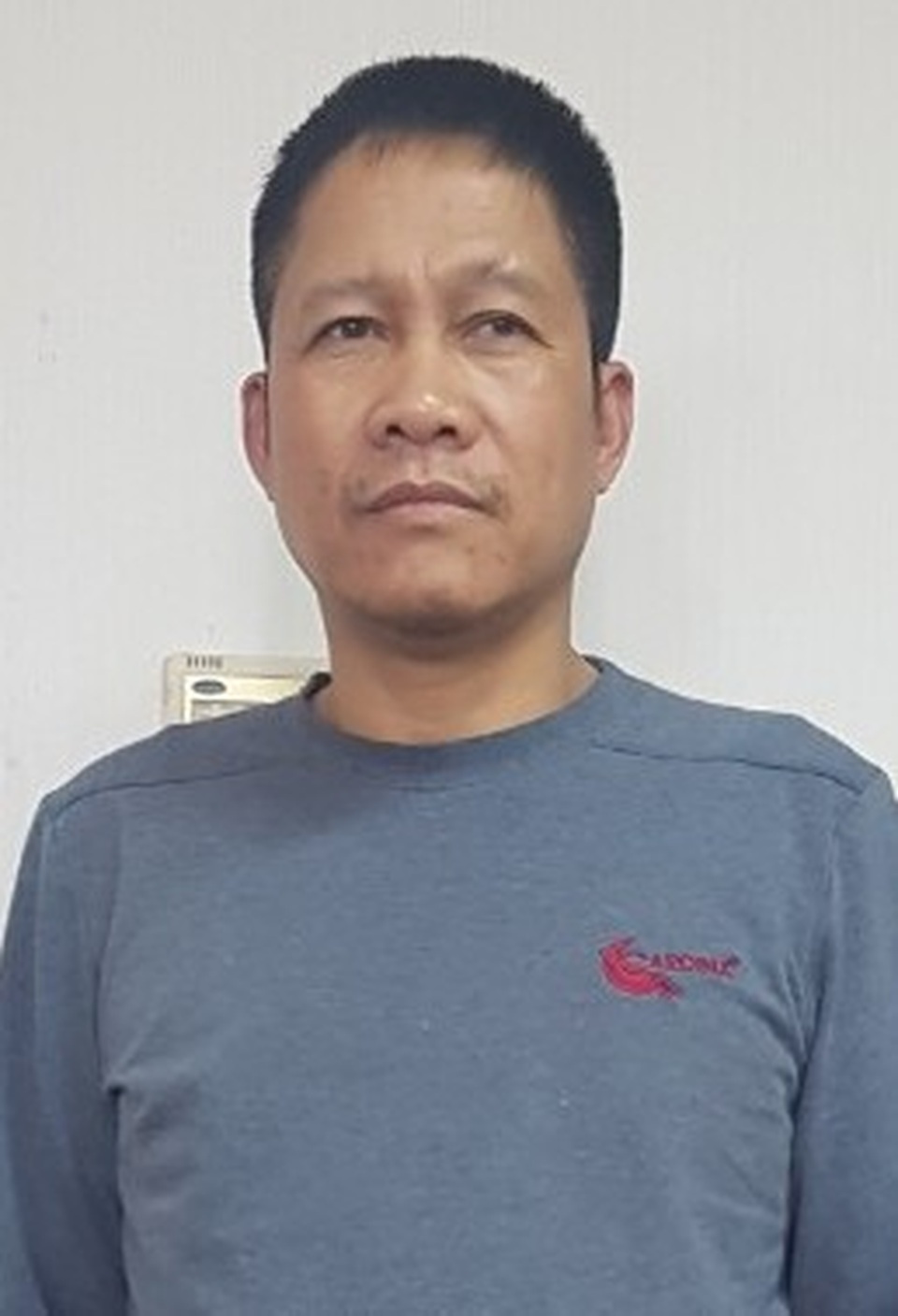 Bắt 10 đối tượng buôn lậu số lượng hàng hóa khủng qua biên giới - 1 Bắt 10 đối tượng buôn lậu số lượng hàng hóa khủng qua biên giới - 1