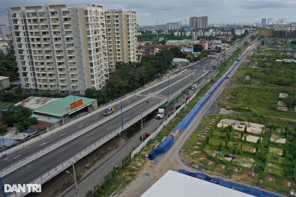 Lãnh đạo TPHCM chốt lịch thông xe cầu Nam Lý - 2 Lãnh đạo TPHCM chốt lịch thông xe cầu Nam Lý - 2