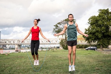 10 bài tập giãn cơ giúp tăng chiều cao cho người lớn 