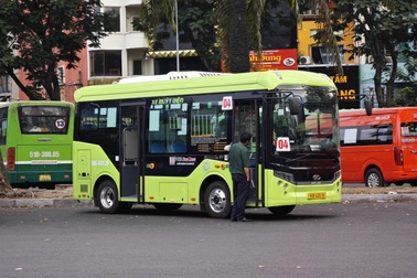 TPHCM nghiên cứu mô hình xe buýt mini, hành khách mở app đặt chuyến
