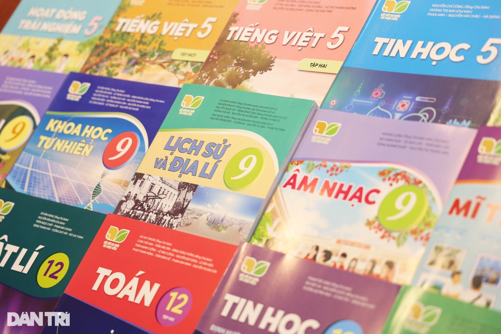 Điều chỉnh giá sách giáo khoa, giảm cao nhất 11,2% - 2 Điều chỉnh giá sách giáo khoa, giảm cao nhất 11,2% - 2