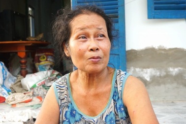 Chuỗi ngày đắng cay của người phụ nữ phải xích chồng, chăm con tâm thần