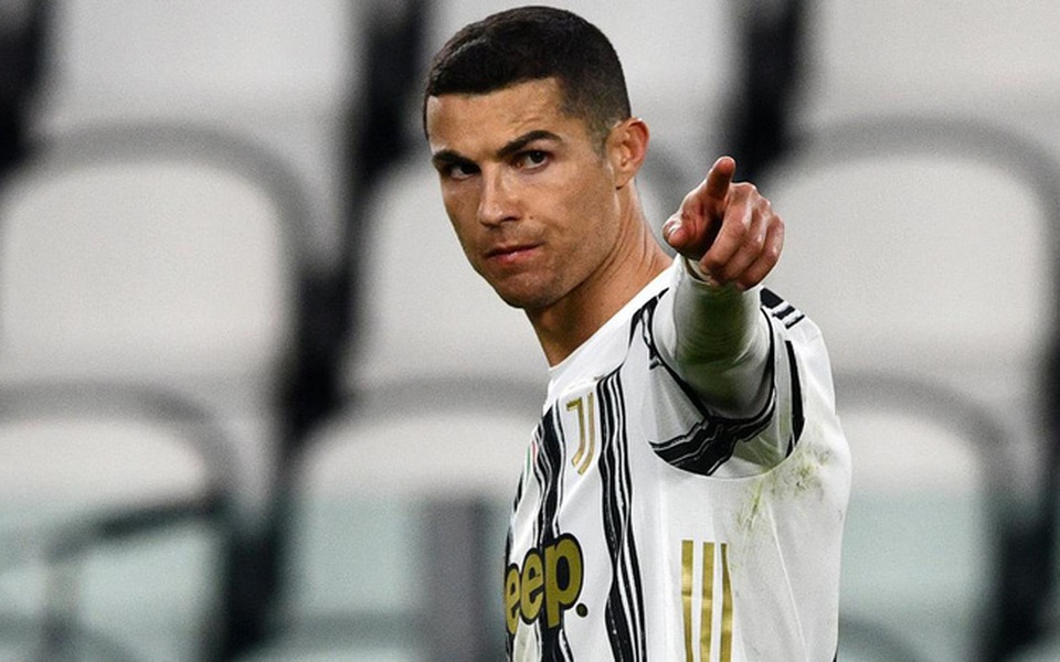 C.Ronaldo cán cột mốc vô cùng ấn tượng - 1 C.Ronaldo cán cột mốc vô cùng ấn tượng - 1