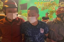 Cấu kết với người nhà ở nước ngoài vận chuyển ma túy bằng đường hàng không