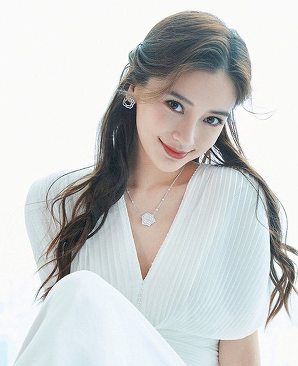 Cộng đồng mạng lại tìm bằng chứng Huỳnh Hiểu Minh và Angelababy ly hôn - 5 Cộng đồng mạng lại tìm bằng chứng Huỳnh Hiểu Minh và Angelababy ly hôn - 5