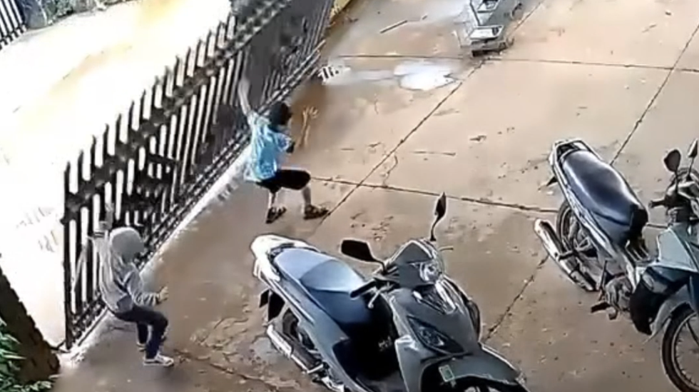 Clip “tai nạn nguy hiểm từ tình huống đời thường” nổi bật tuần qua