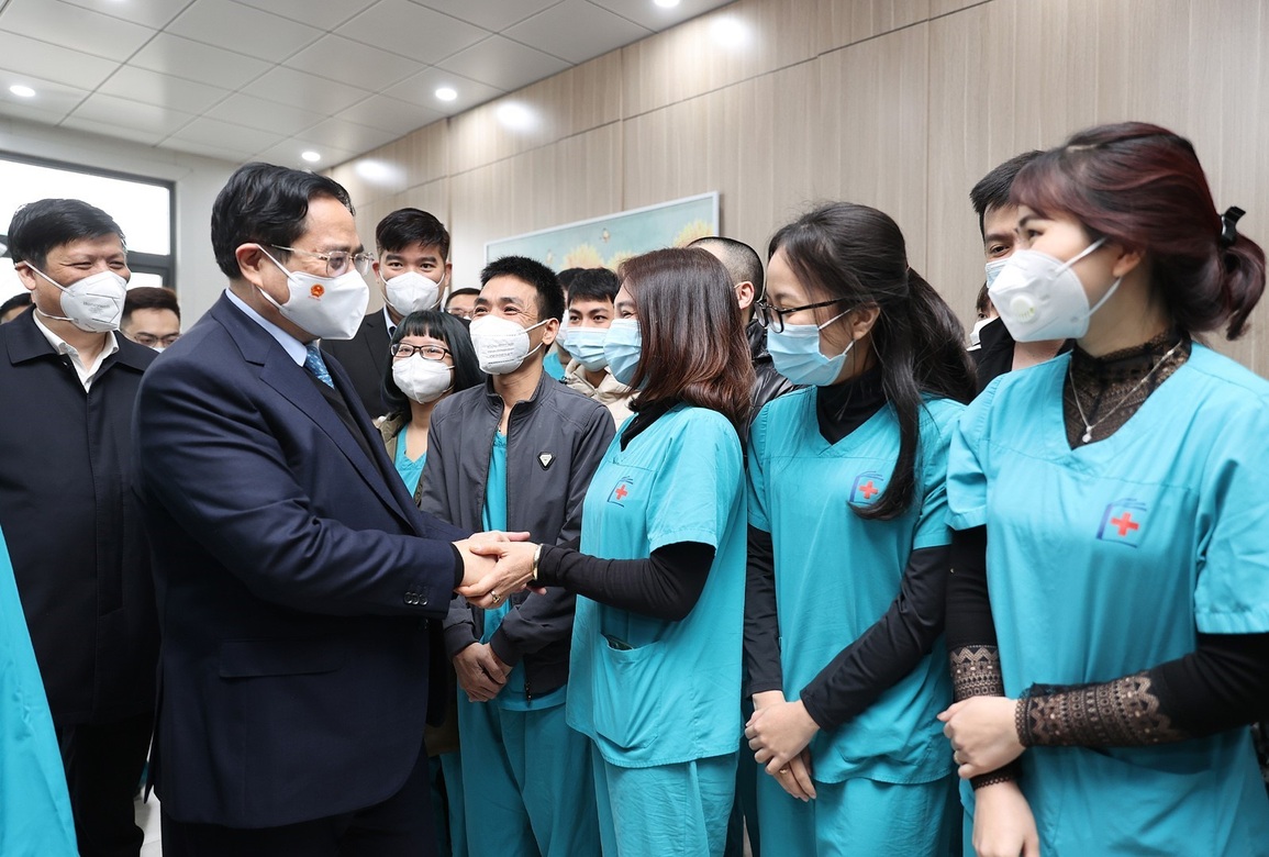 Thủ tướng: Khẩn trương điều tra xét xử vụ án tại Cục Lãnh sự, Bộ Ngoại giao - 4 Thủ tướng: Khẩn trương điều tra xét xử vụ án tại Cục Lãnh sự, Bộ Ngoại giao - 4