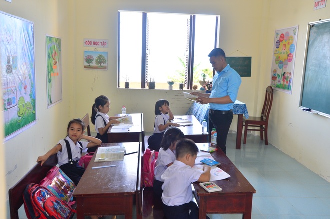 Ngôi trường tiểu học 5 trong 1 ở quần đảo Trường Sa - 4 Ngôi trường tiểu học 5 trong 1 ở quần đảo Trường Sa - 4