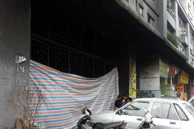 Chung cư Xa La đen kịt sau vụ cháy kinh hoàng