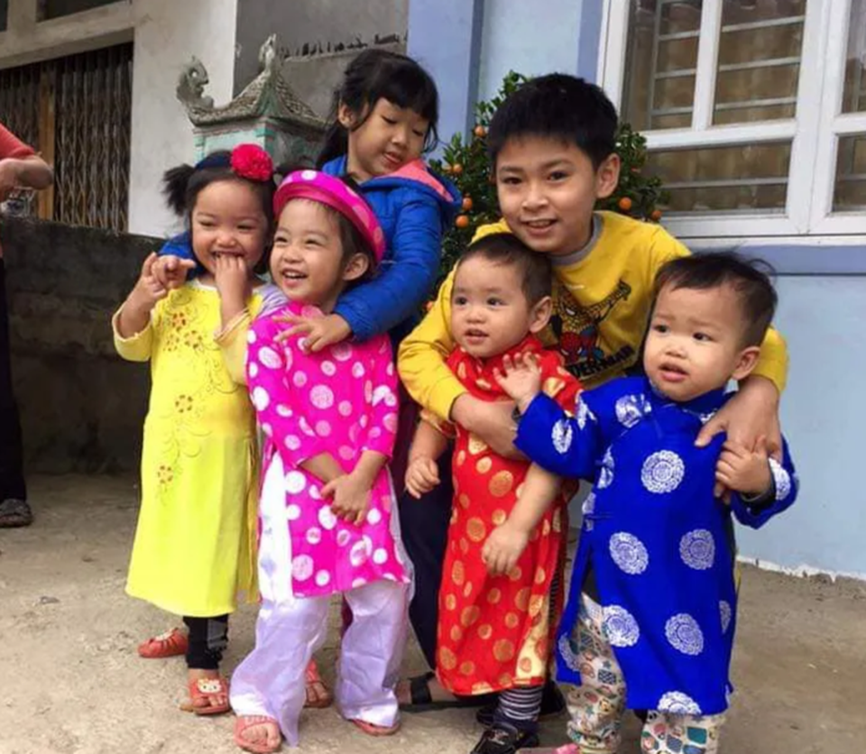 Cha mẹ già thiết tha: Tết này đừng đi du lịch, nha con! - 5 Cha mẹ già thiết tha: Tết này đừng đi du lịch, nha con! - 5