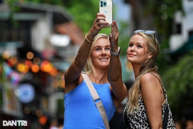 Cần nhiều "thành phố không ngủ" để khách Tây chịu chi khi đến Việt Nam?