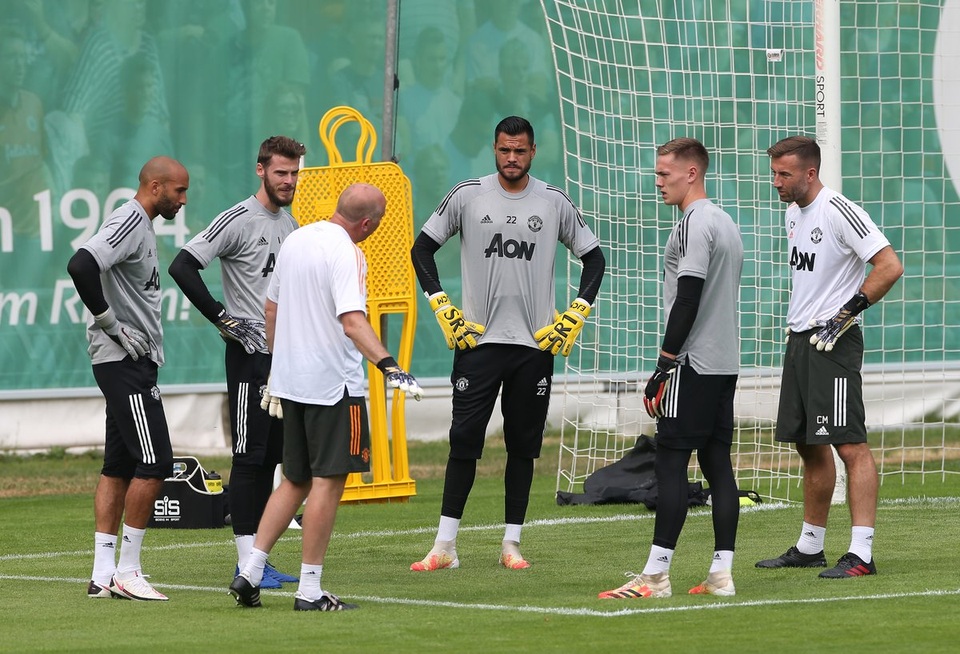 Man Utd tiếp tục miệt mài luyện công chờ Sevilla - 8 Man Utd tiếp tục miệt mài luyện công chờ Sevilla - 8