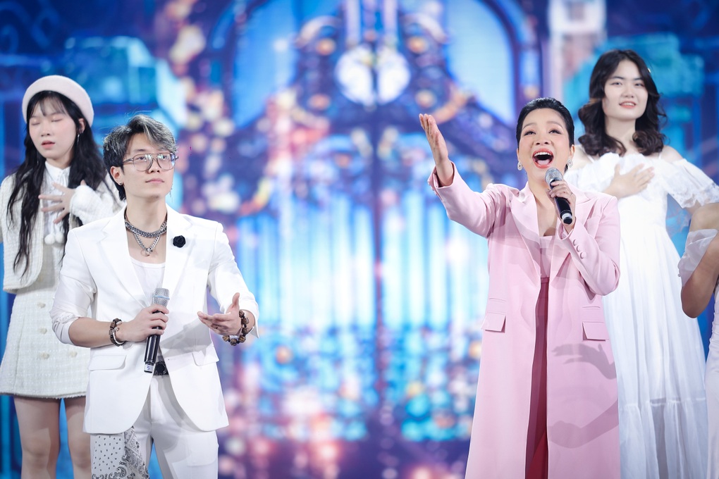 Dàn nghệ sĩ cùng 5 MC VTV đếm ngược đón năm mới ở Countdown 2023 - 2 Dàn nghệ sĩ cùng 5 MC VTV đếm ngược đón năm mới ở Countdown 2023 - 2