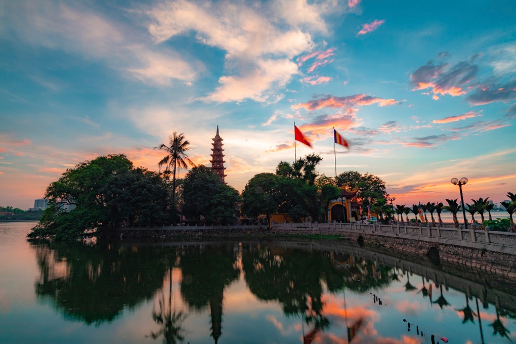 Tây Hồ Tây hút giới tinh hoa nhờ lợi thế vị trí, hạ tầng - 2 Tây Hồ Tây hút giới tinh hoa nhờ lợi thế vị trí, hạ tầng - 2