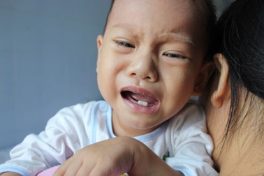 Ngằn ngặt tiếng khóc của bé 14 tháng tuổi bị bệnh tim bẩm sinh phức tạp