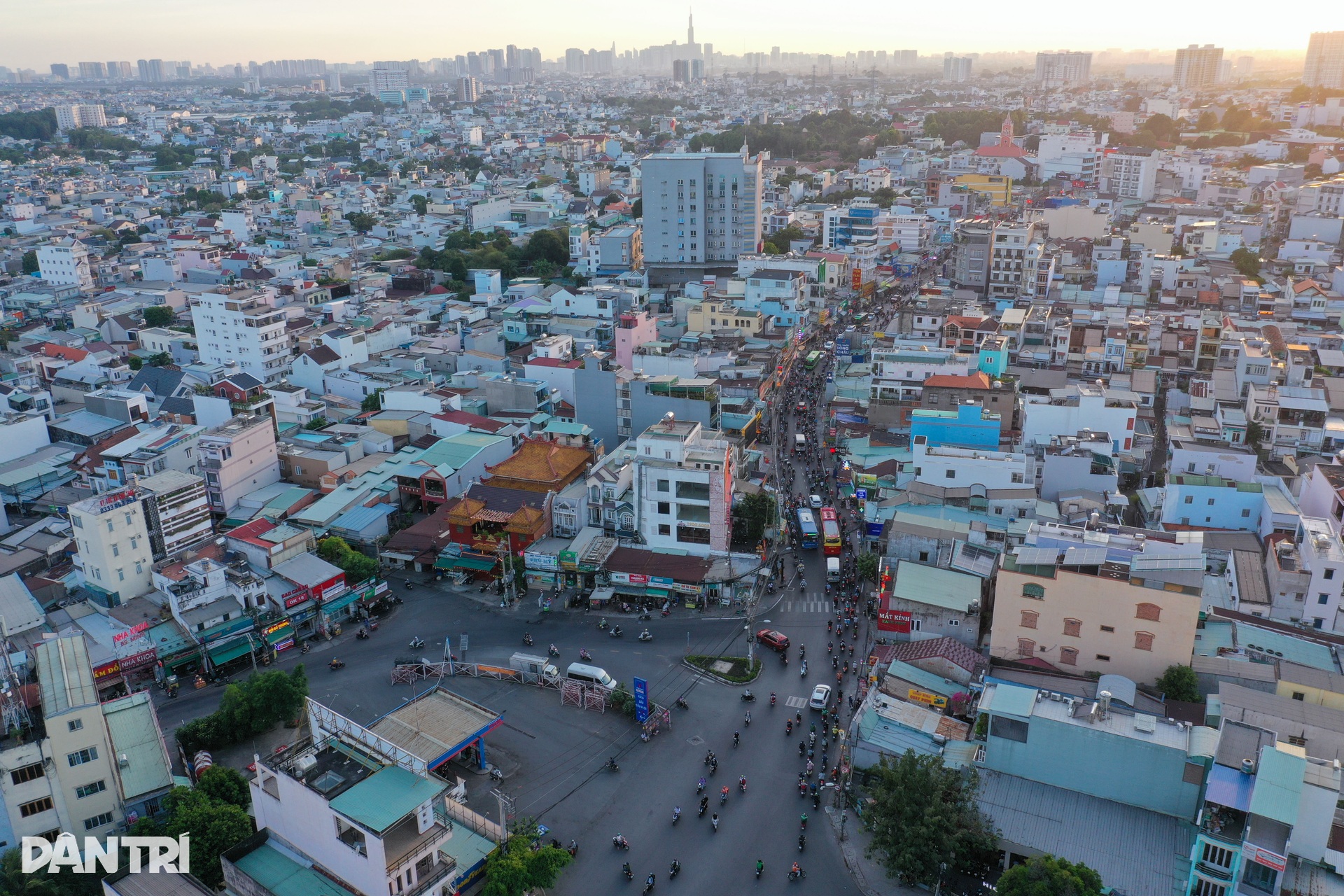Hiện trạng loạt tuyến đường đi qua khu đô thị lớn tại TP Thủ Đức, TPHCM - 4 Hiện trạng loạt tuyến đường đi qua khu đô thị lớn tại TP Thủ Đức, TPHCM - 4