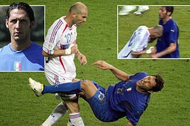 Materazzi: “Tôi bị tổn thương sau cú húc đầu của Zidane”