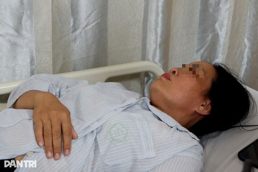 Sau bữa tiệc cá chình, 8 người phải nhập viện cấp cứu - 2 Sau bữa tiệc cá chình, 8 người phải nhập viện cấp cứu - 2