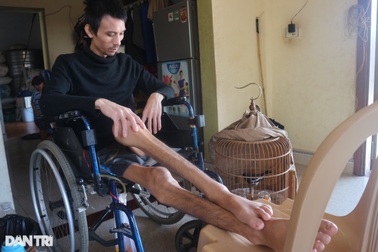 Tai họa ập xuống đầu, chàng trai nhiều lần muốn chết cho mẹ bớt khổ đau