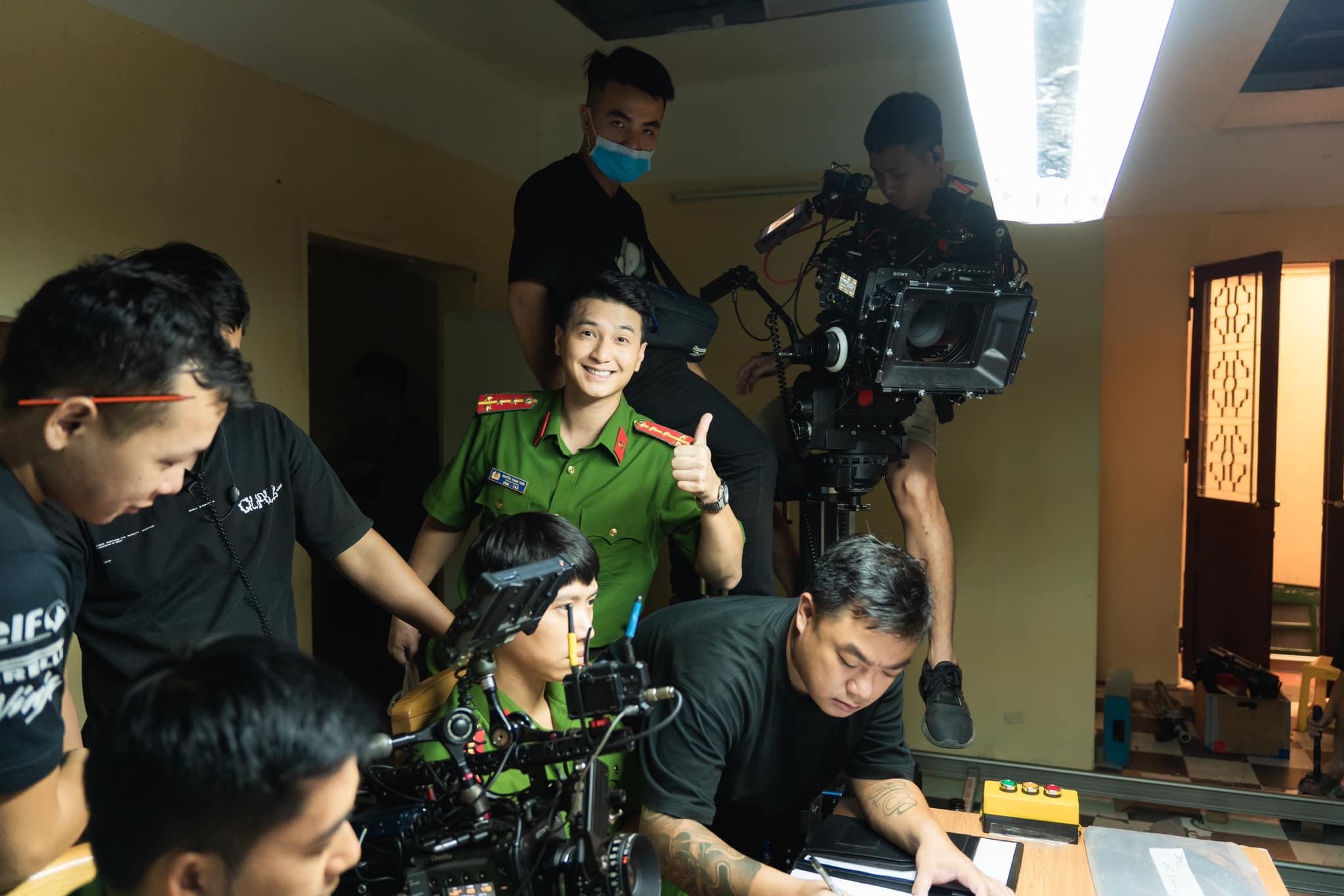 Qu'a dit l'acteur Huynh Anh lorsque son jeu d'acteur a été critiqué ? - 3 Diễn viên Huỳnh Anh nói gì khi bị chê bai diễn xuất? - 3