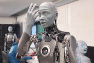 Robot mới gây kinh ngạc với biểu cảm giống con người