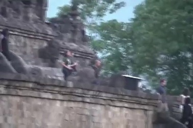 Người Indonesia nồng nhiệt chào đón cựu Tổng thống Obama