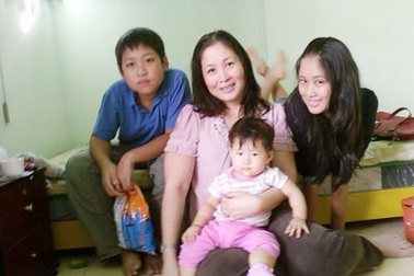 Hồng Vân - Một ngày làm “bà bầu” trong nhà mình