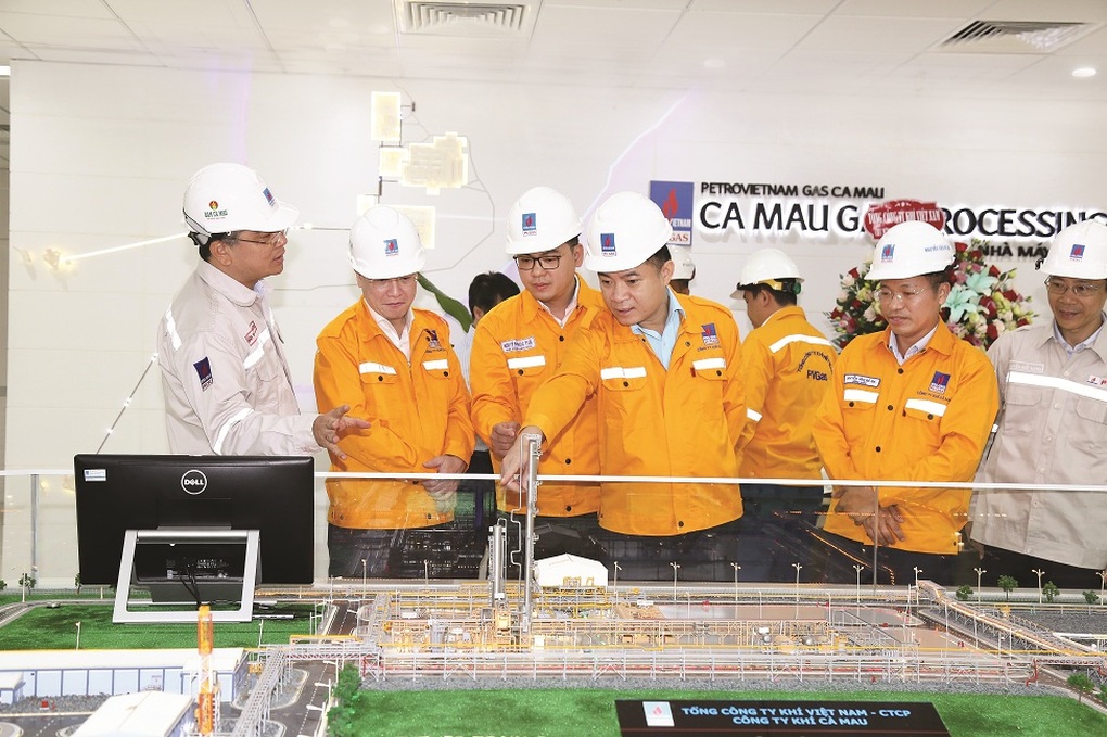 Petrovietnam: Sẵn sàng cho chặng đường phát triển mới - 1 Petrovietnam: Sẵn sàng cho chặng đường phát triển mới - 1