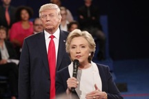 Bà Clinton: Tổng thống Donald Trump bị ám ảnh về tôi