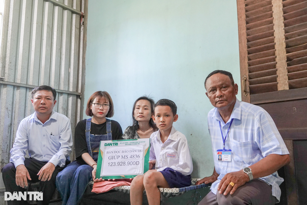 Góa phụ mắc bệnh nan y nuôi 2 con được ủng hộ gần 190 triệu đồng - 1