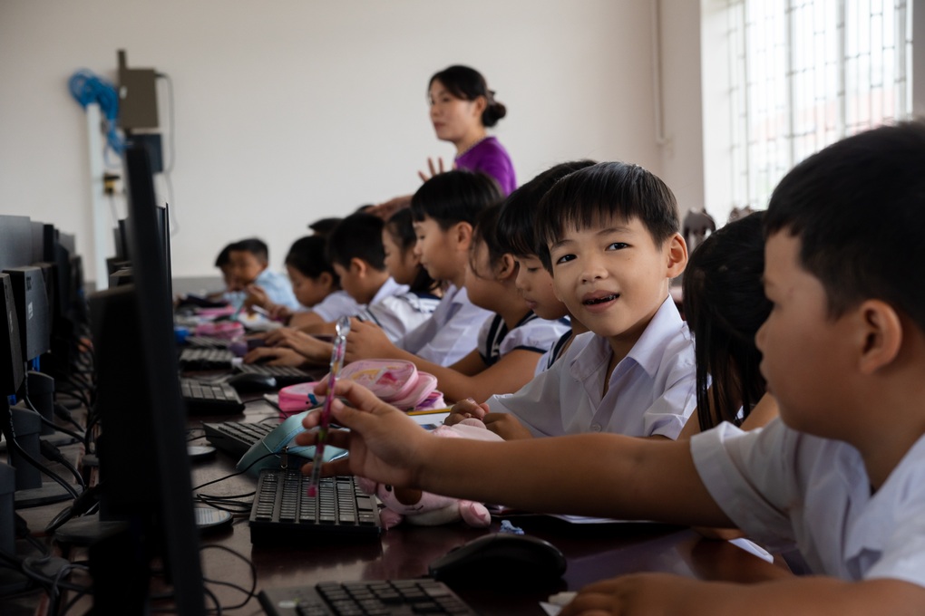 Giải pháp giúp trường học, phụ huynh bảo vệ trẻ khỏi nguy hiểm rình rập trên mạng - 2 Giải pháp giúp trường học, phụ huynh bảo vệ trẻ khỏi nguy hiểm rình rập trên mạng - 2