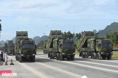 Uy lực tổ hợp tên lửa Trường Sơn do Việt Nam tự phát triển và chế tạo