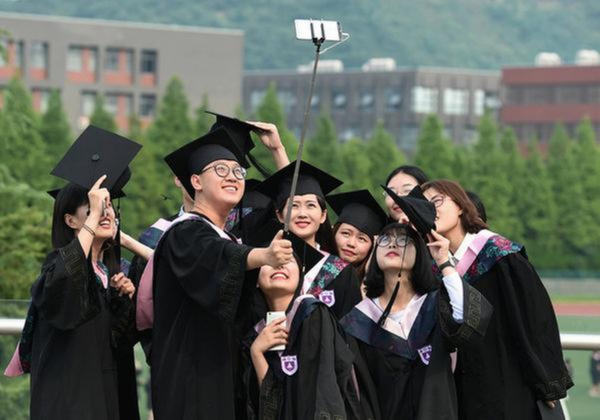 Sinh viên nước ngoài lo bằng thạc sĩ, tiến sĩ không để làm gì - 11 Sinh viên nước ngoài lo bằng thạc sĩ, tiến sĩ không để làm gì - 11