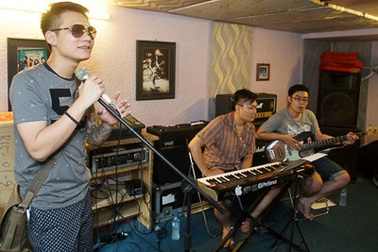 Khắc Việt mất ngủ vì liveshow “Yêu”