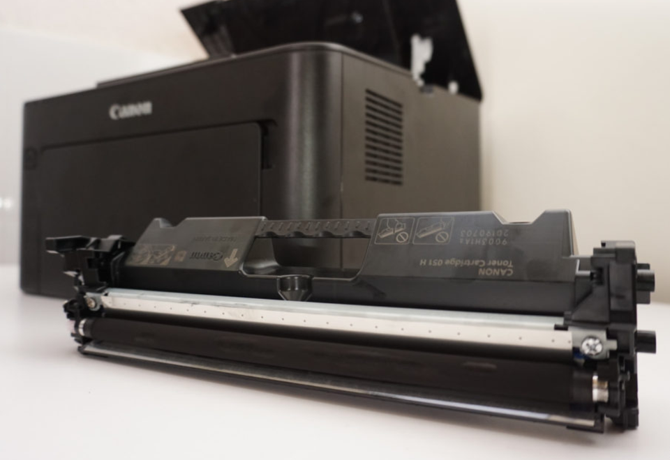 Máy in laser với hộp mực siêu to khổng lồ của Canon có gì đặc biệt? - 3 Máy in laser với hộp mực siêu to khổng lồ của Canon có gì đặc biệt? - 3