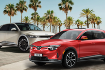 Hyundai Ioniq 5 "đấu" VinFast VF 8: Khi ô tô Việt vượt xe Hàn về trang bị