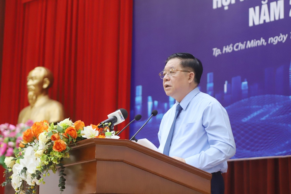 Tạo điều kiện để nhà báo phát huy tiềm năng, có sản phẩm báo chí tích cực - 1 Tạo điều kiện để nhà báo phát huy tiềm năng, có sản phẩm báo chí tích cực - 1