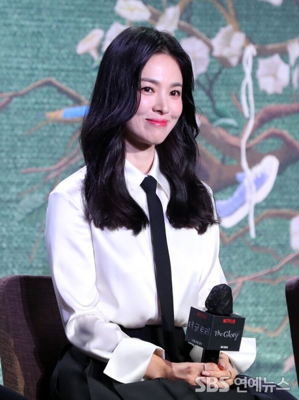 Người tình màn ảnh kém 14 tuổi của Song Hye Kyo: Đẹp trai và tài năng - 2 Người tình màn ảnh kém 14 tuổi của Song Hye Kyo: Đẹp trai và tài năng - 2