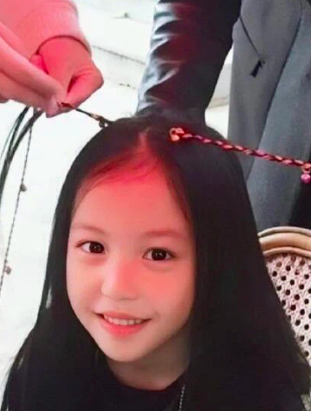Con gái của Triệu Vy: Sở hữu nhan sắc cuốn hút, được cha mẹ giấu kín - 4 Con gái của Triệu Vy: Sở hữu nhan sắc cuốn hút, được cha mẹ giấu kín - 4