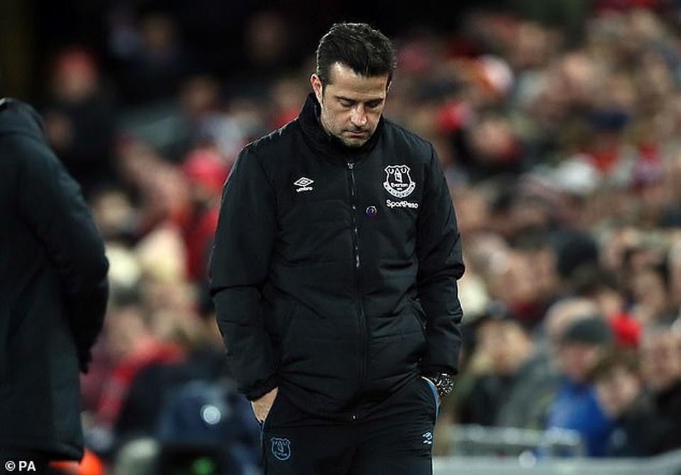 Bại trận trước Liverpool, Everton sa thải huấn luyện viên - 1 Bại trận trước Liverpool, Everton sa thải huấn luyện viên - 1