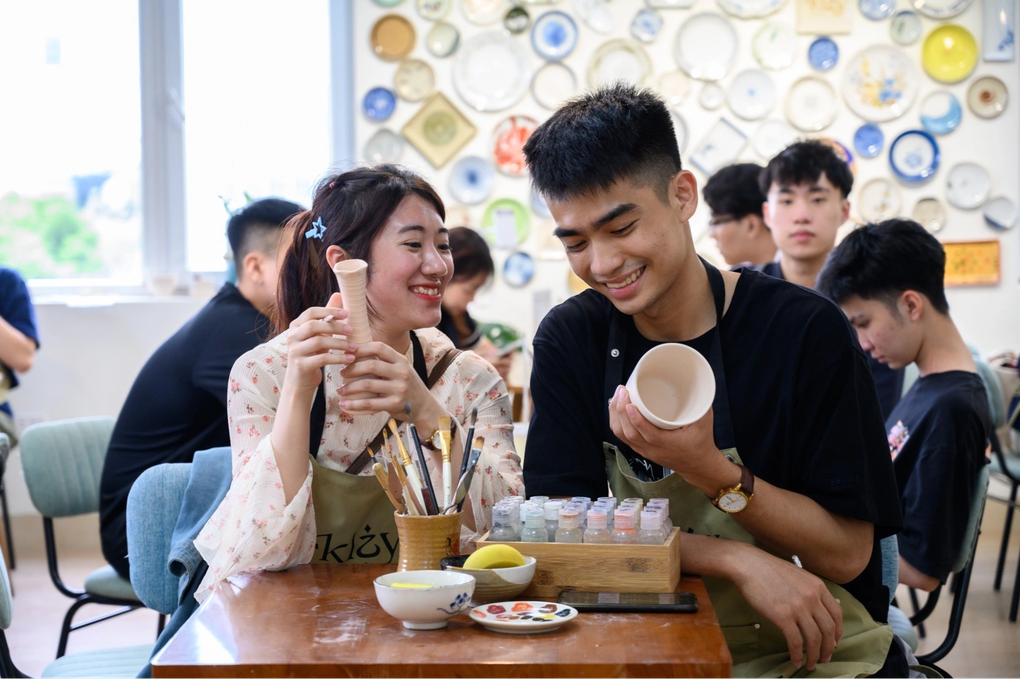 Không phải đi ăn hay cà phê, giới trẻ thời nay có cách hẹn hò độc đáo hơn - 2 Không phải đi ăn hay cà phê, giới trẻ thời nay có cách hẹn hò độc đáo hơn - 2