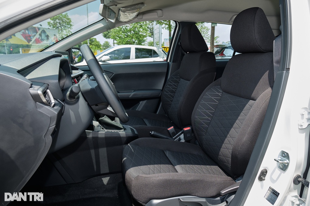 Toyota Wigo 2023 về đại lý, giá rẻ và nhiều trang bị hơn liệu có thoát ế? - 17 Toyota Wigo 2023 về đại lý, giá rẻ và nhiều trang bị hơn liệu có thoát ế? - 17