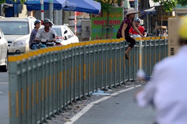 Có phải bản chất của người Việt là ý thức chấp hành luật pháp kém?