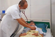 Chủ quan khi bị sốt, nhiều người vào viện đã bị cô đặc máu, sốc