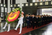 Lãnh đạo Đảng, Nhà nước viếng Đại tướng Nguyễn Quyết