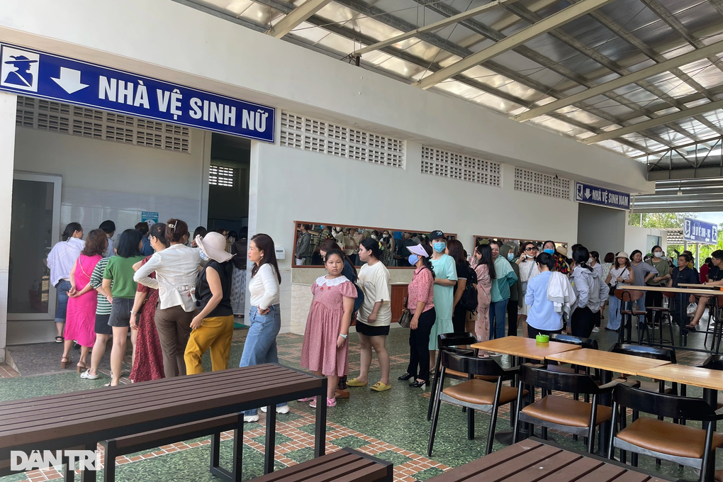 Hơn 250km cao tốc không có trạm dừng nghỉ - 2 Hơn 250km cao tốc không có trạm dừng nghỉ - 2